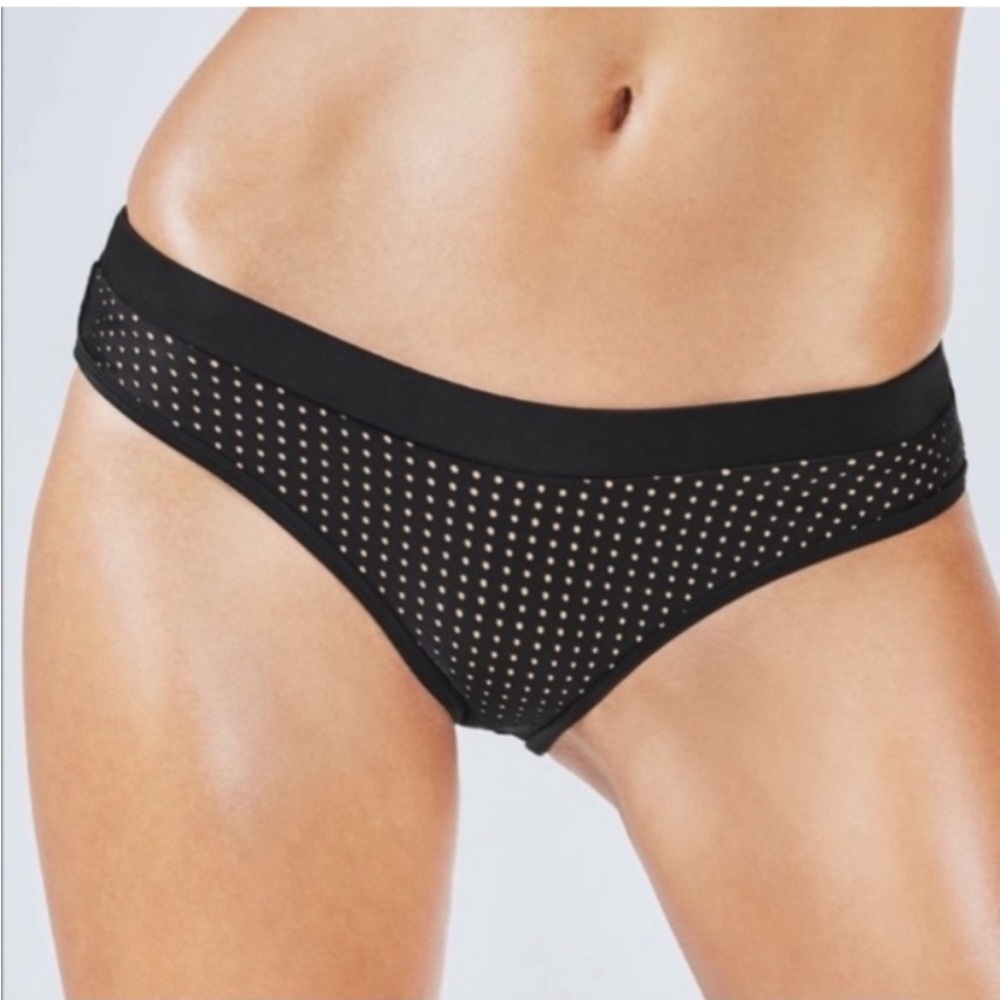 Fabletics Valentina Cheeky Bottoms